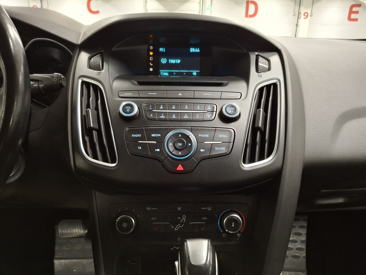 Купить Ford Focus с пробегом. Фото: #14