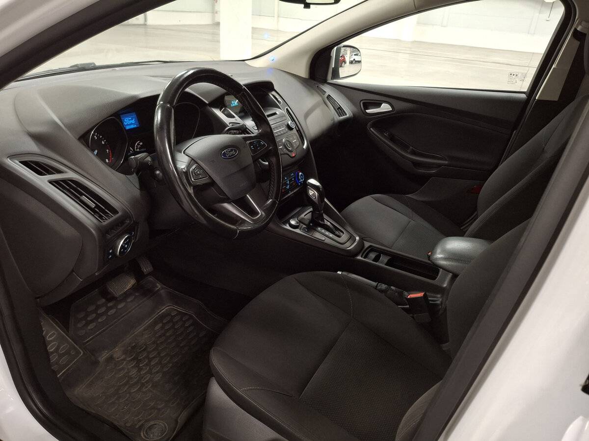 Купить Ford Focus с пробегом. Фото: #15