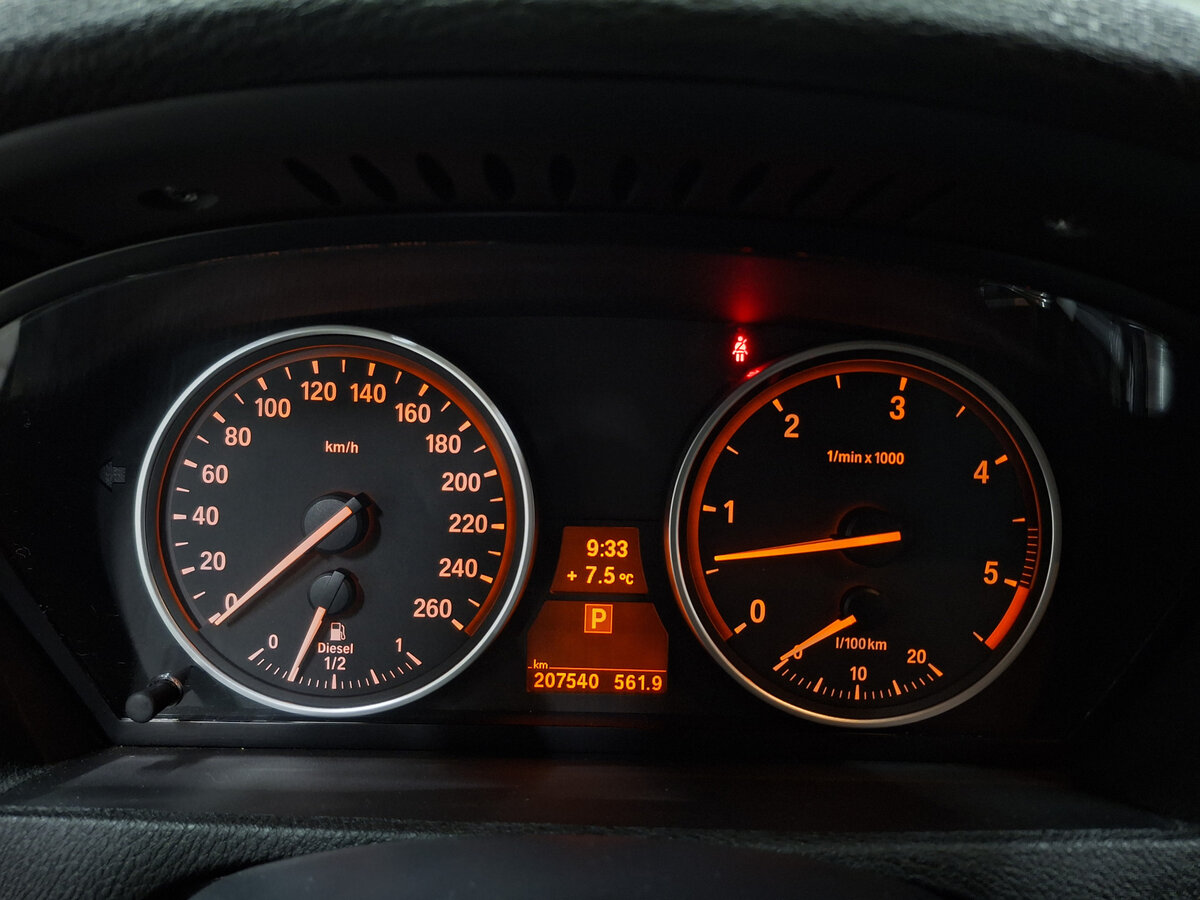 Купить BMW X5 с пробегом. Фото: #11