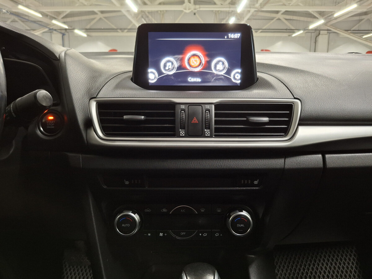 Купить Mazda 3 с пробегом. Фото: #14