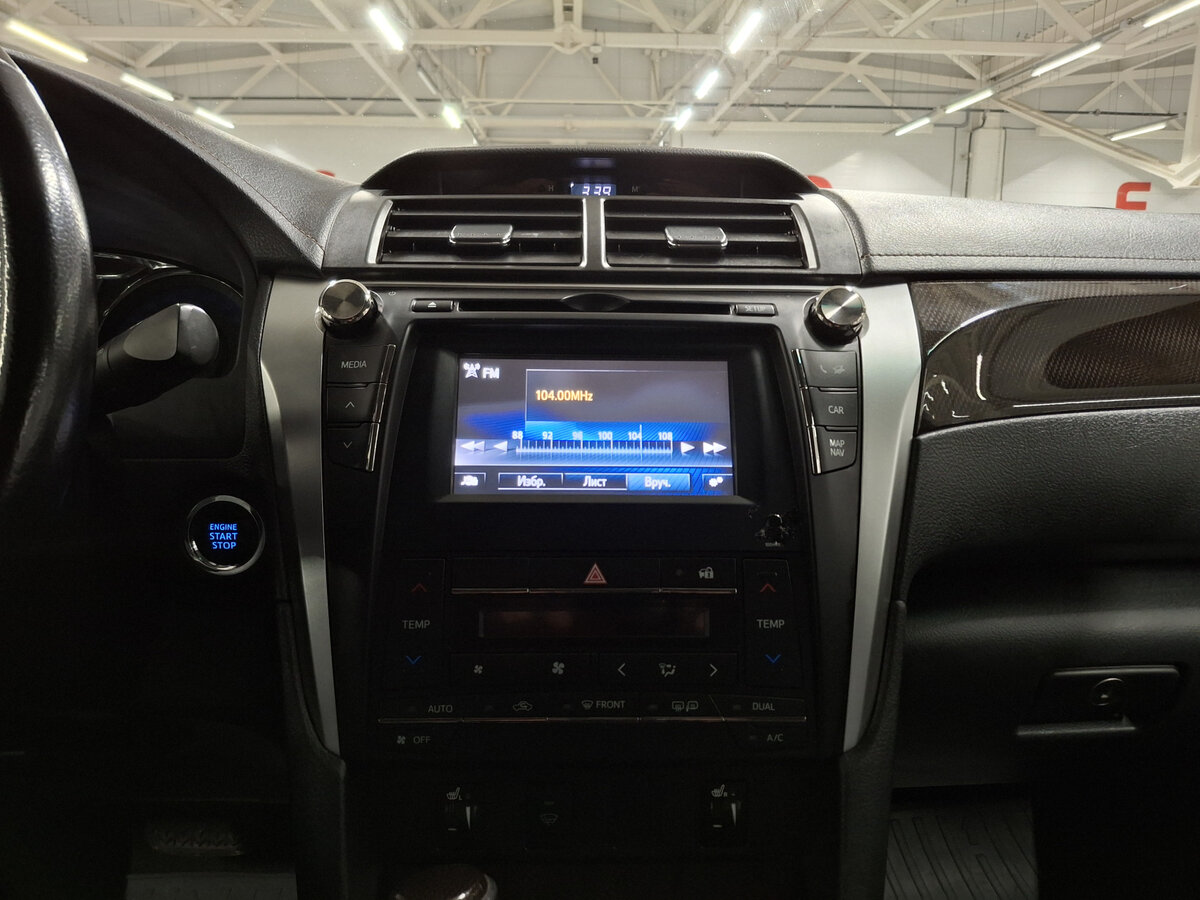 Купить Toyota Camry с пробегом. Фото: #14