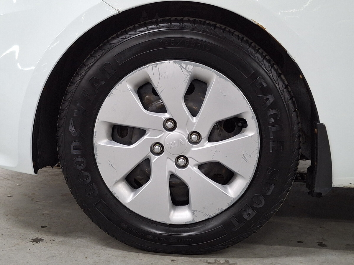 Купить Kia Rio с пробегом. Фото: #16