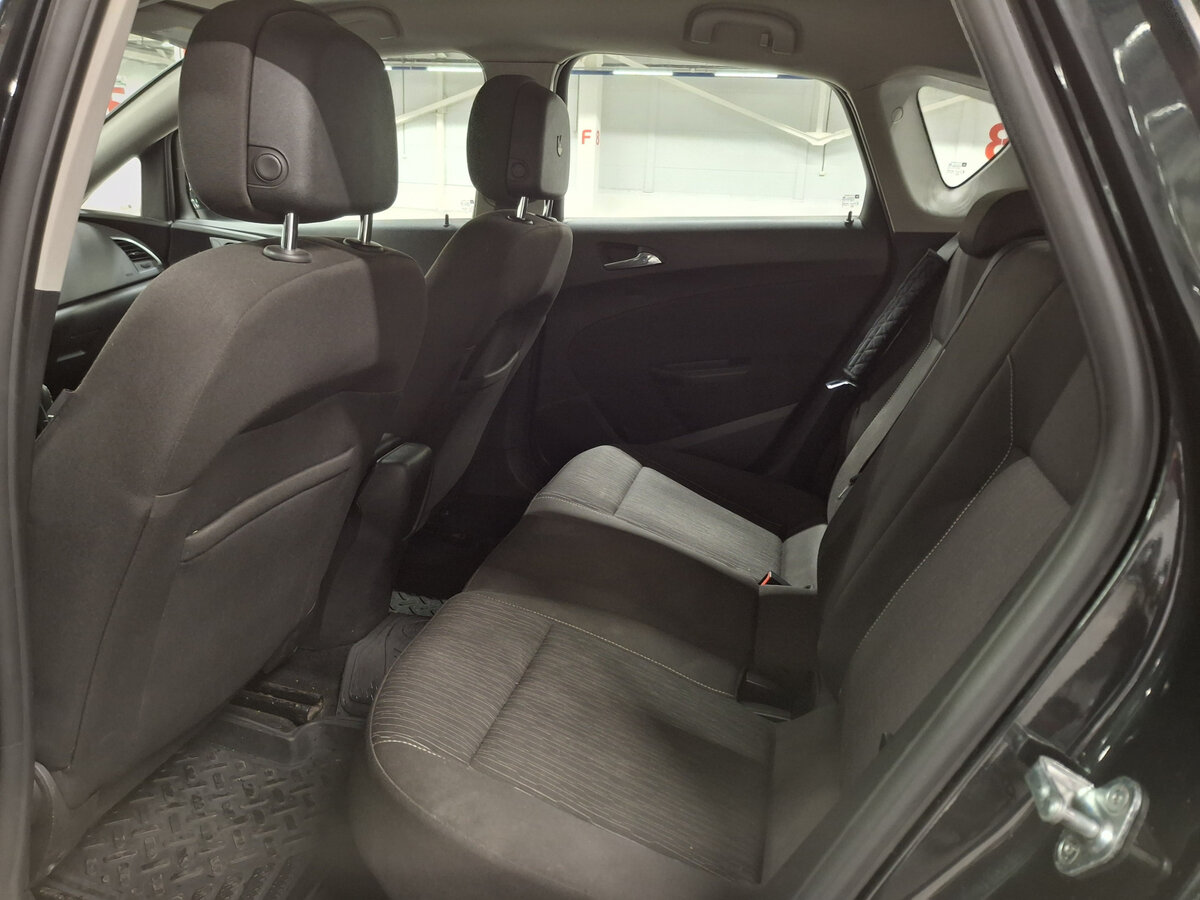 Купить Opel Astra с пробегом. Фото: #11