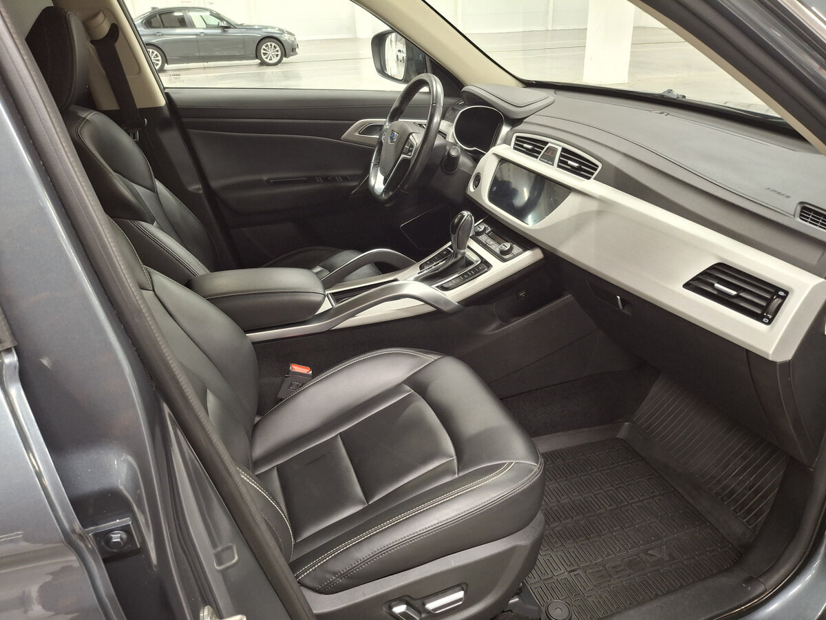 Купить Geely Atlas с пробегом. Фото: #10