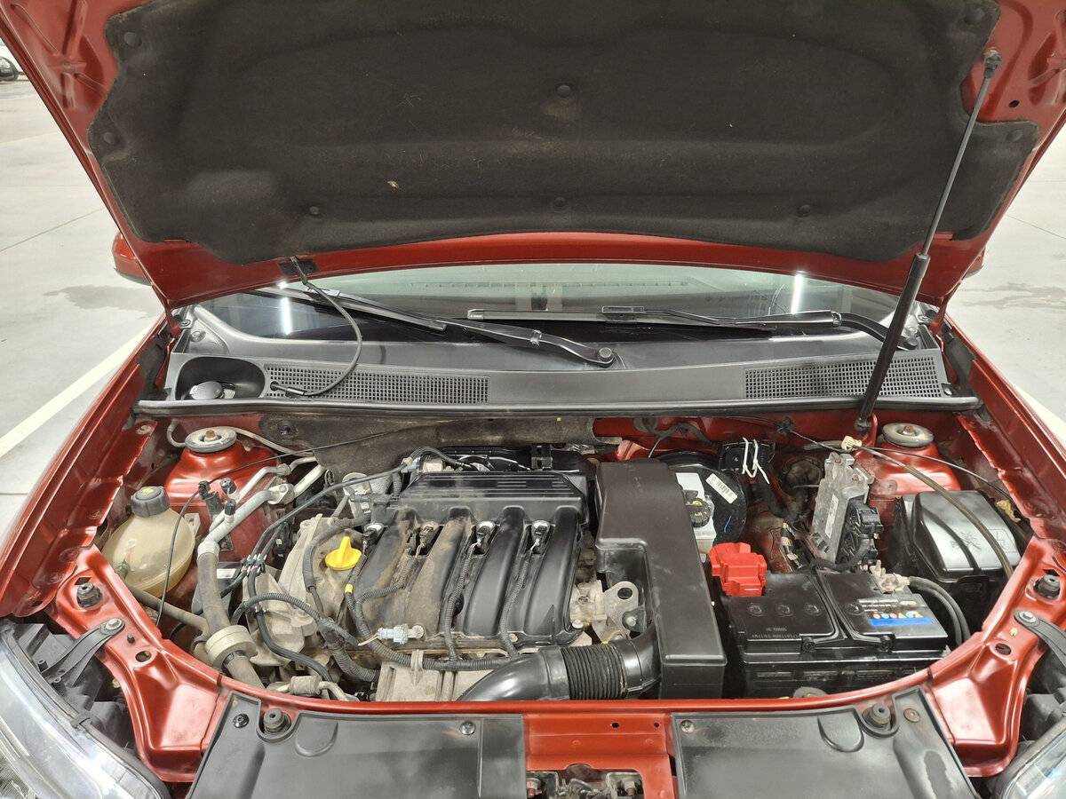 Купить Renault Sandero с пробегом. Фото: #8