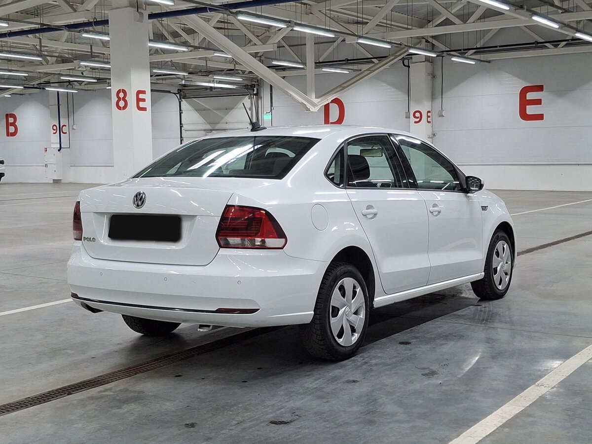 Купить Volkswagen Polo с пробегом. Фото: #4