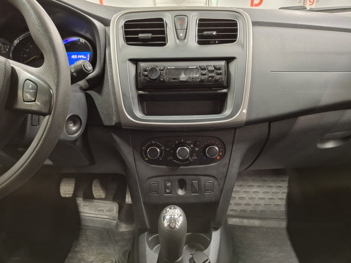 Купить Renault Sandero с пробегом. Фото: #14
