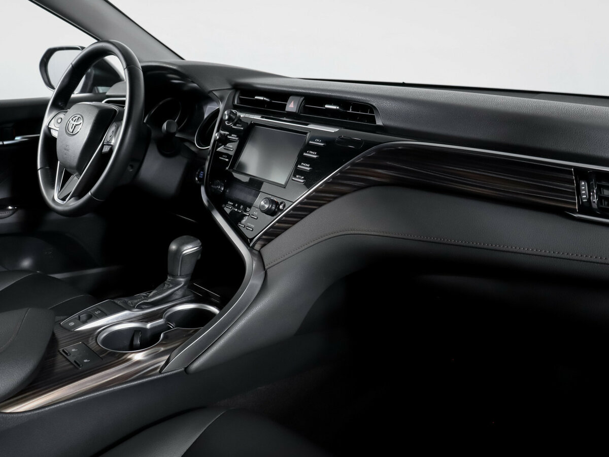 Купить Toyota Camry с пробегом. Фото: #8