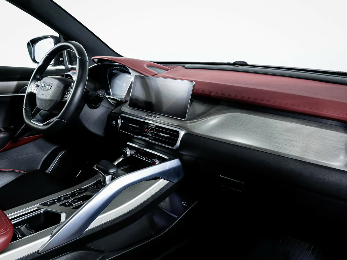 Купить Geely Coolray с пробегом. Фото: #8