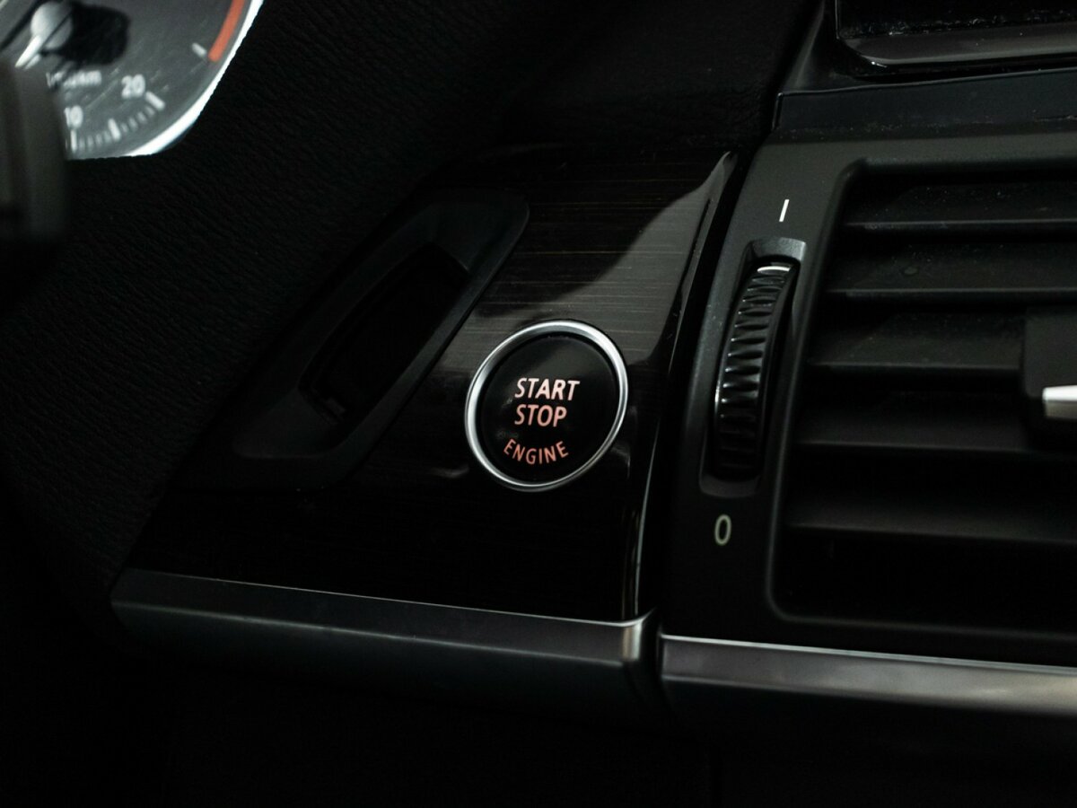 Купить BMW X5 с пробегом. Фото: #16