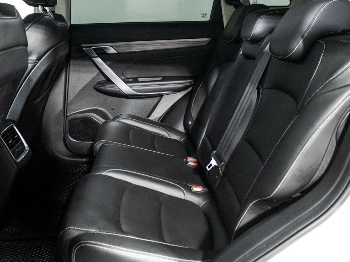 Купить Geely Atlas Pro с пробегом. Фото: #9