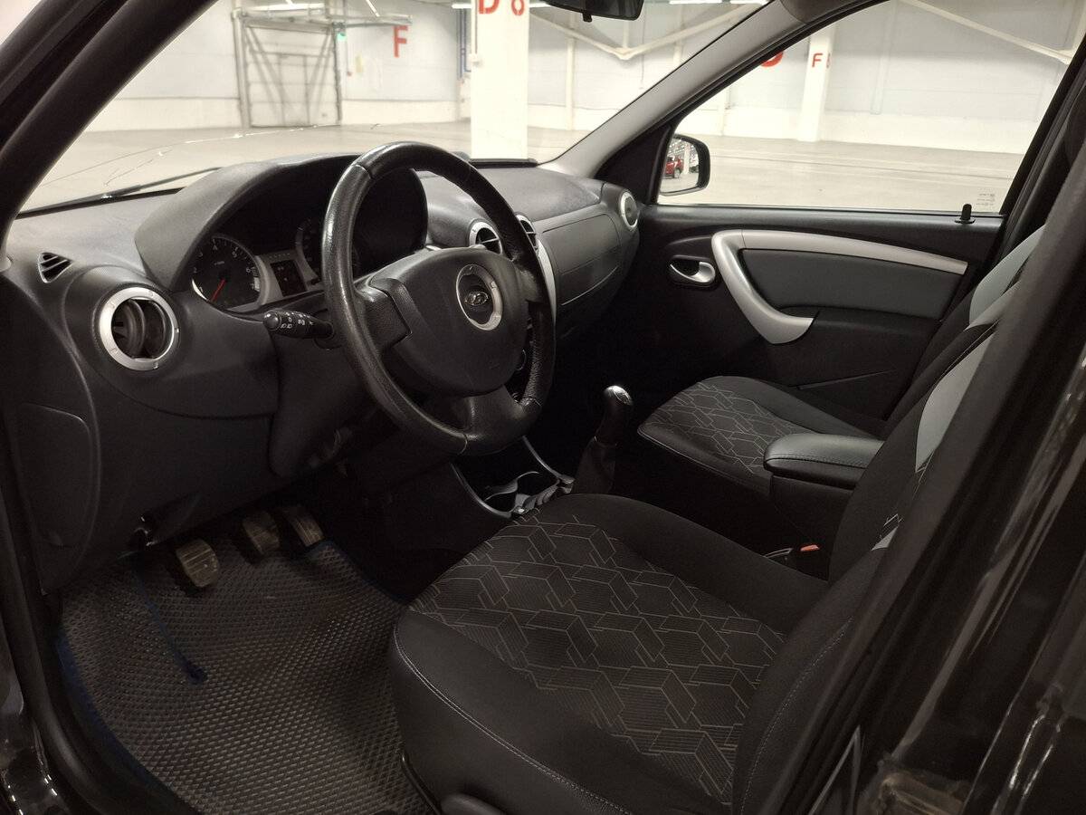 Купить Lada (ВАЗ) Largus с пробегом. Фото: #14