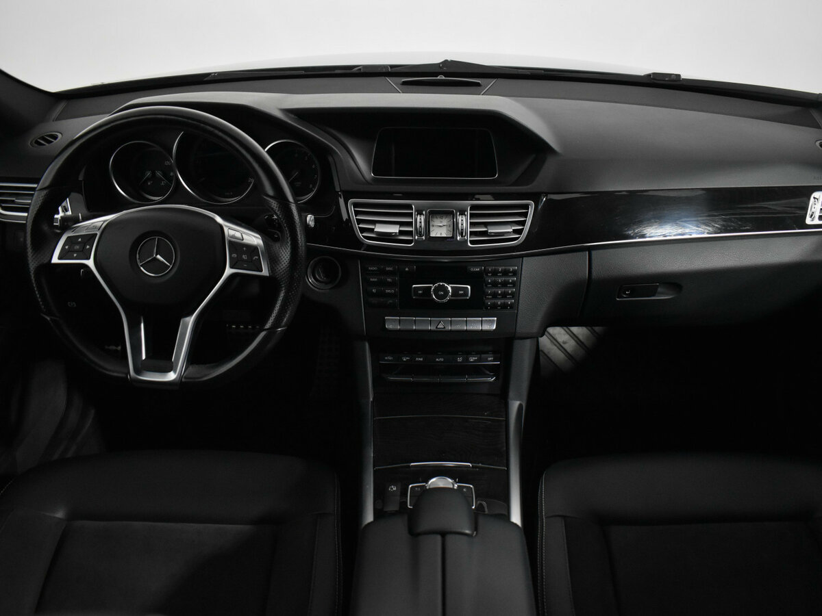 Купить Mercedes-Benz E-Класс с пробегом. Фото: #12