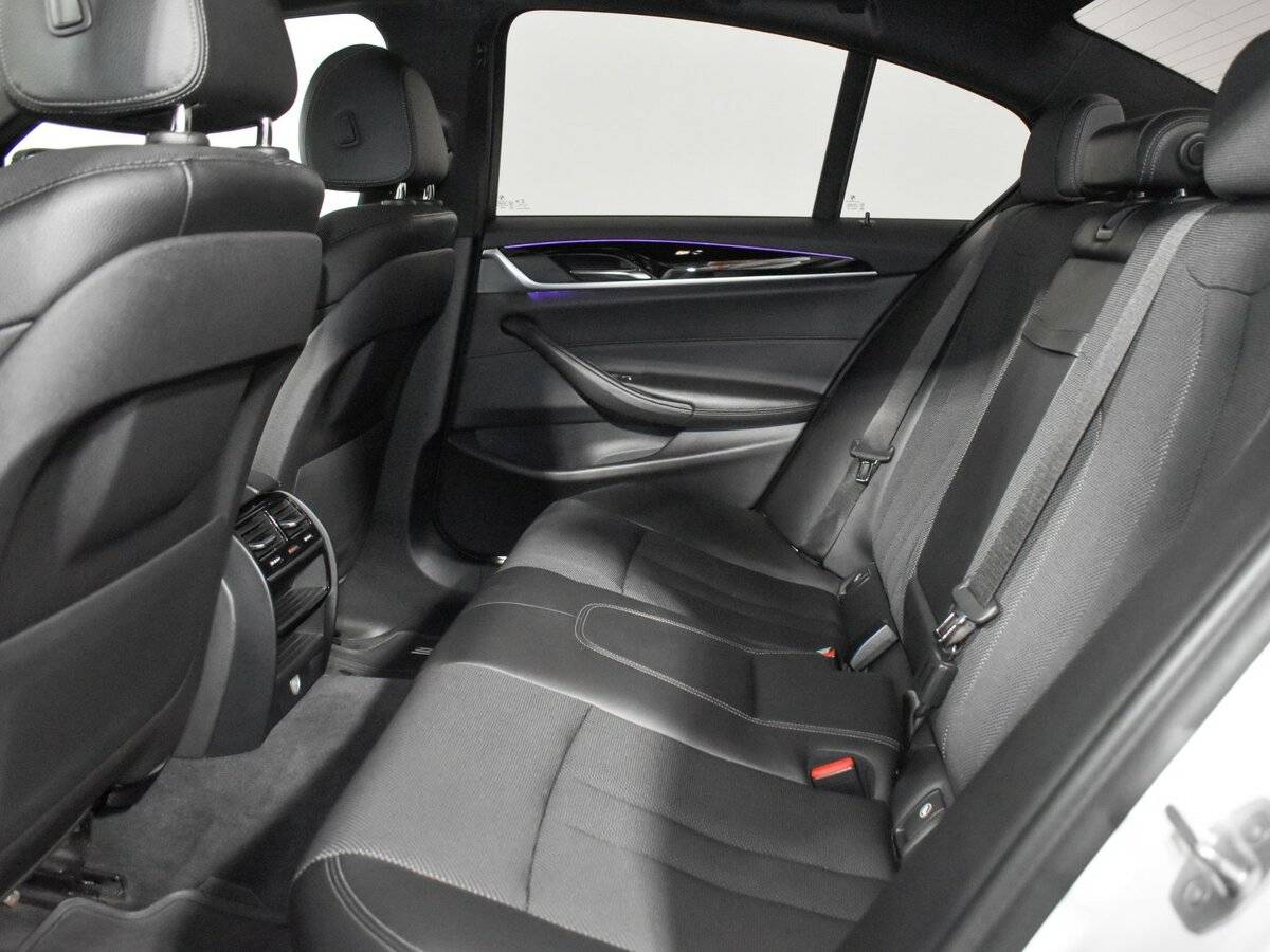 Купить BMW 5 серии с пробегом. Фото: #10