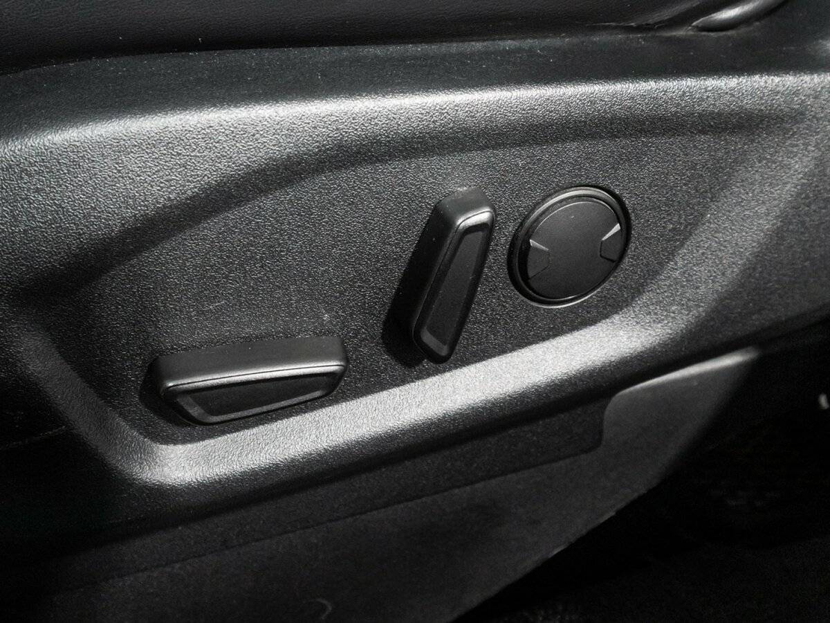 Купить Ford Explorer с пробегом. Фото: #16