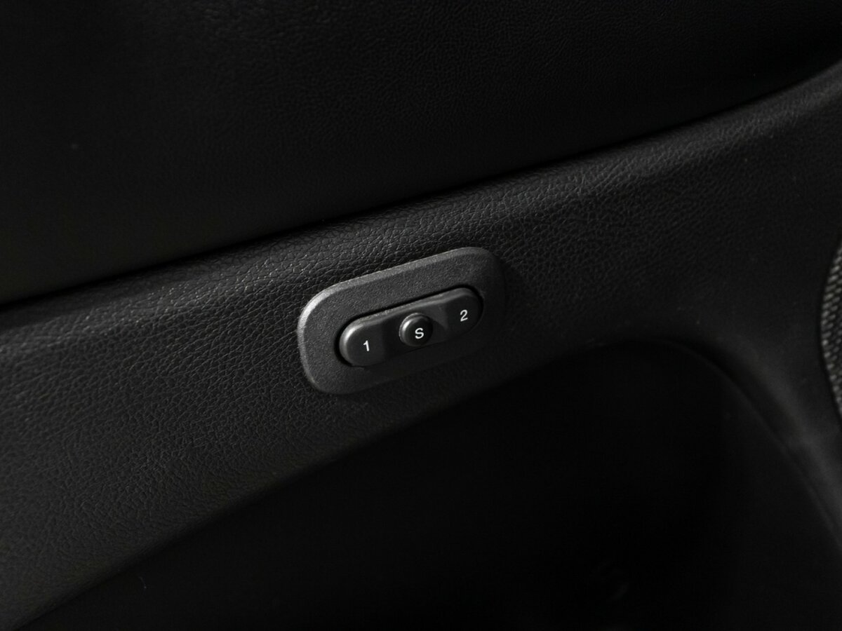 Купить Jeep Grand Cherokee с пробегом. Фото: #16