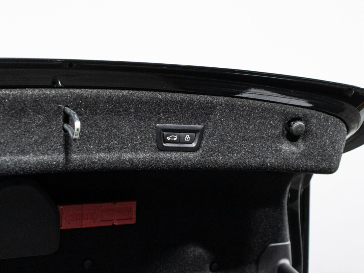 Купить BMW 3 серии с пробегом. Фото: #14