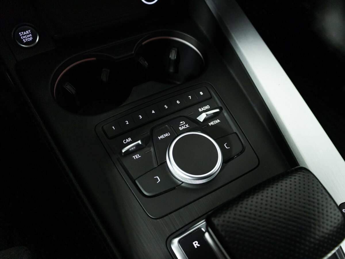 Купить Audi A4 с пробегом. Фото: #15