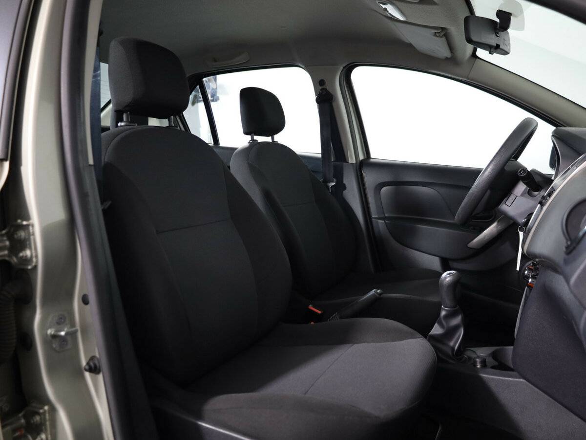 Купить Renault Logan с пробегом. Фото: #11