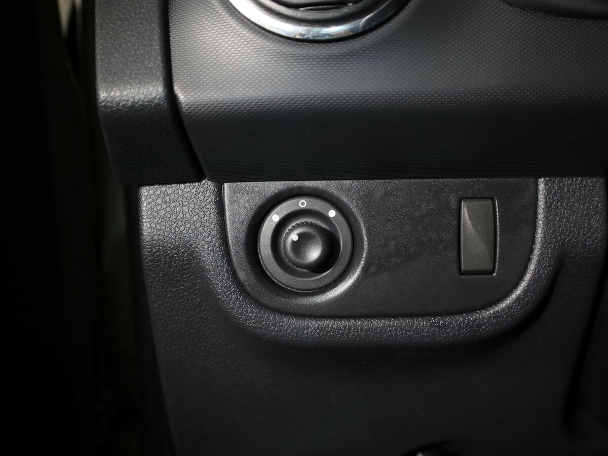 Купить Renault Logan с пробегом. Фото: #15