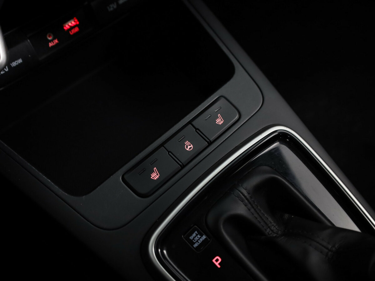 Купить Kia Rio с пробегом. Фото: #23