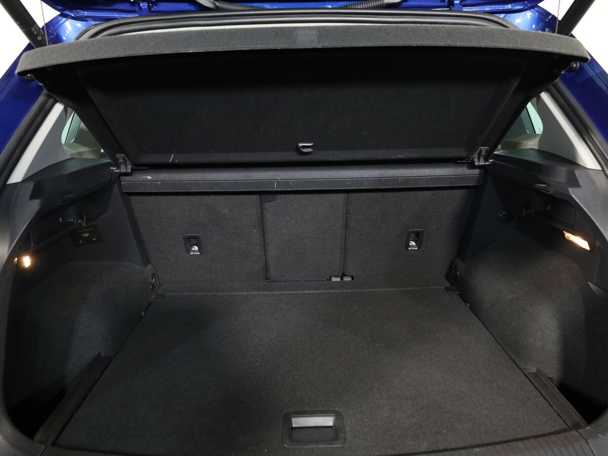 Купить Volkswagen Tiguan с пробегом. Фото: #19