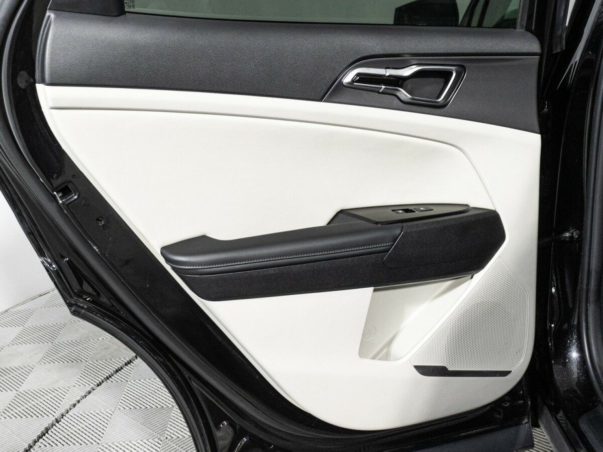 Купить Kia Sportage с пробегом. Фото: #27