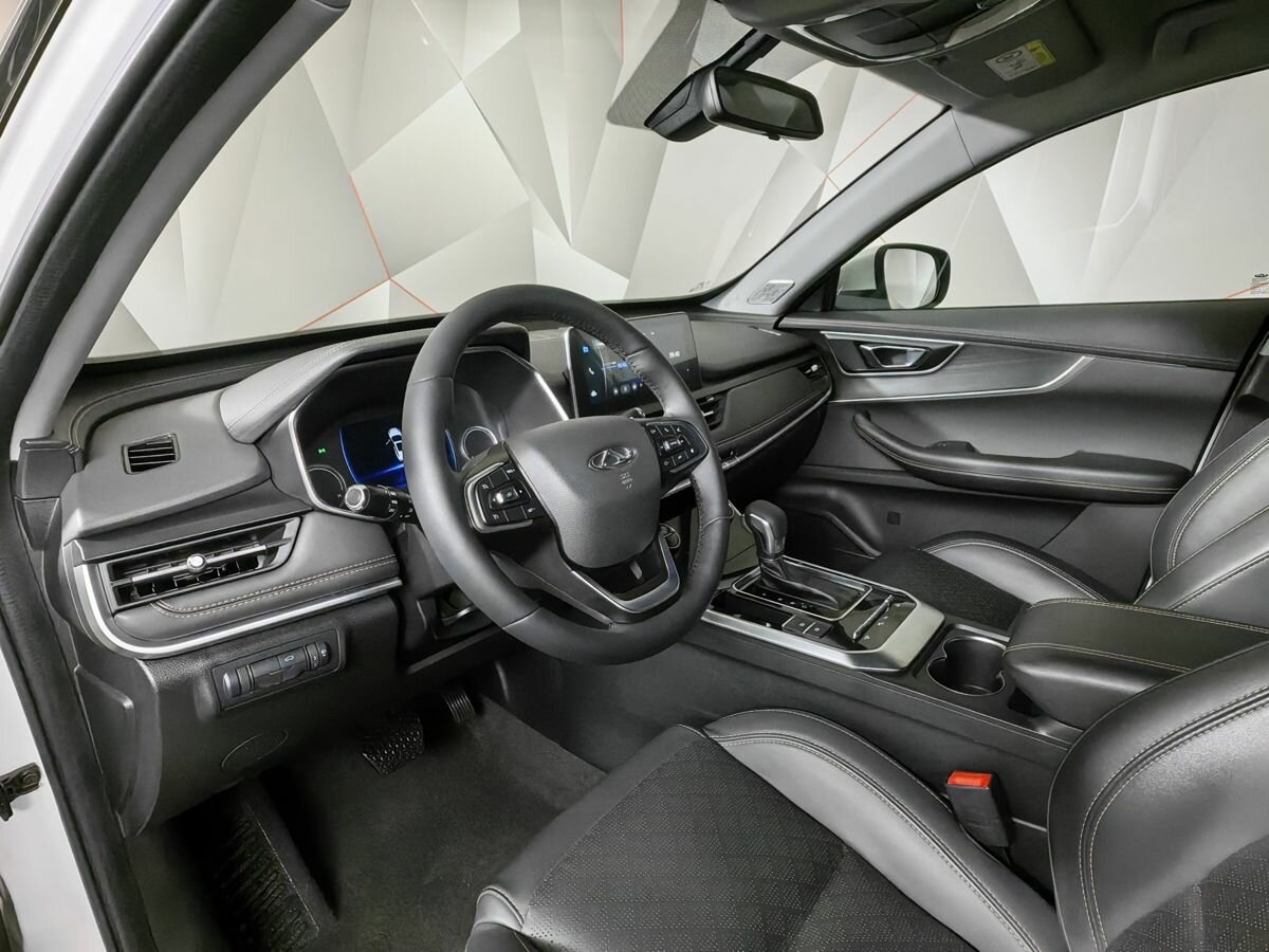 Купить Chery Tiggo 8 с пробегом. Фото: #11