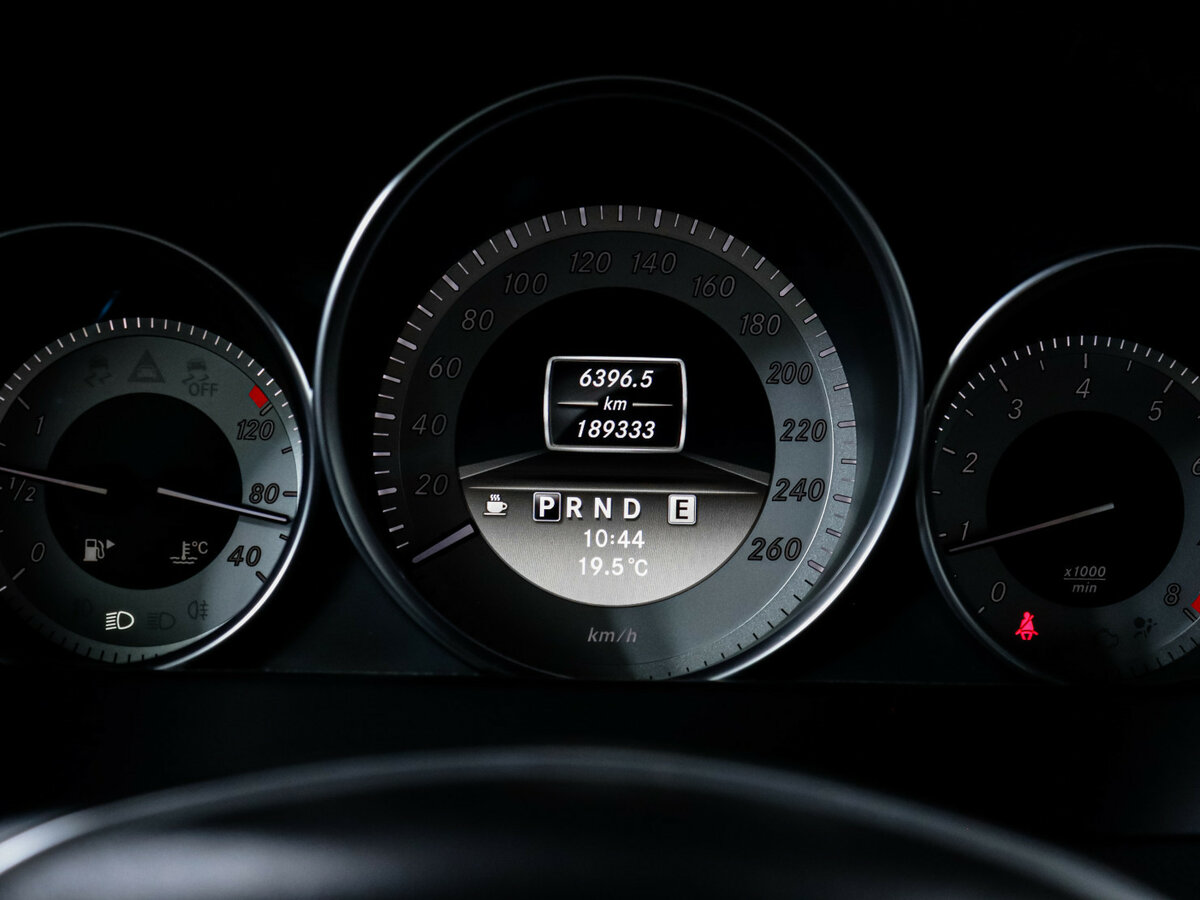 Купить Mercedes-Benz C-Класс с пробегом. Фото: #8