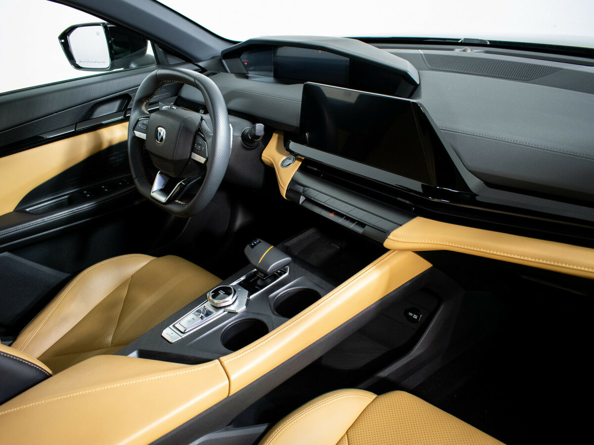 Купить Changan UNI-V с пробегом. Фото: #7