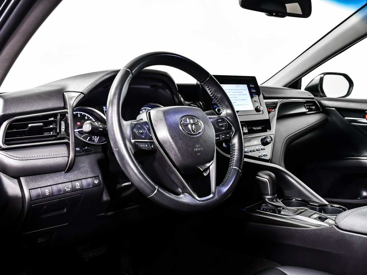 Купить Toyota Camry с пробегом. Фото: #11