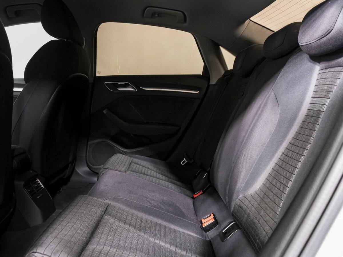 Купить Audi A3 с пробегом. Фото: #7