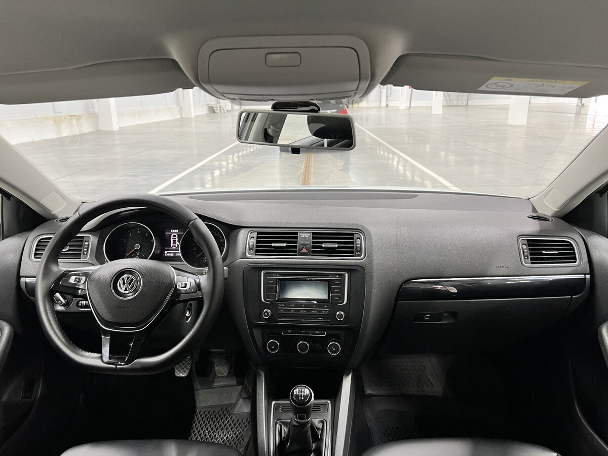 Купить Volkswagen Jetta с пробегом. Фото: #13