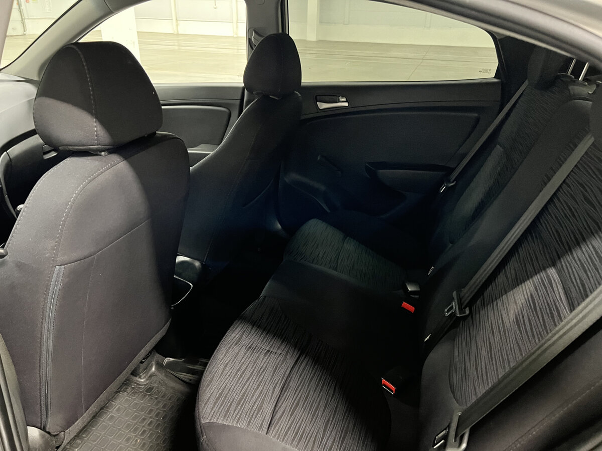 Купить Hyundai Solaris с пробегом. Фото: #11