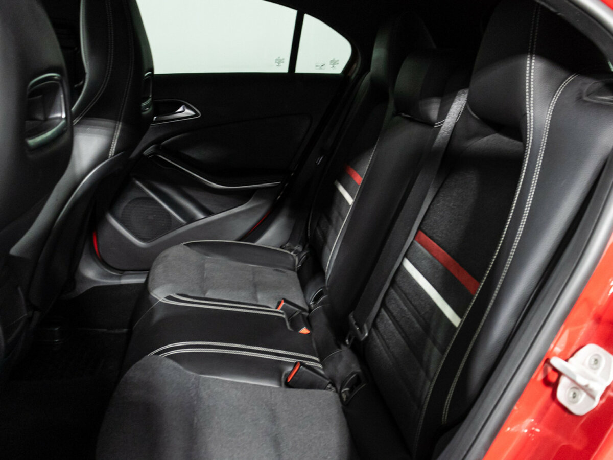 Купить Mercedes-Benz A-Класс с пробегом. Фото: #9