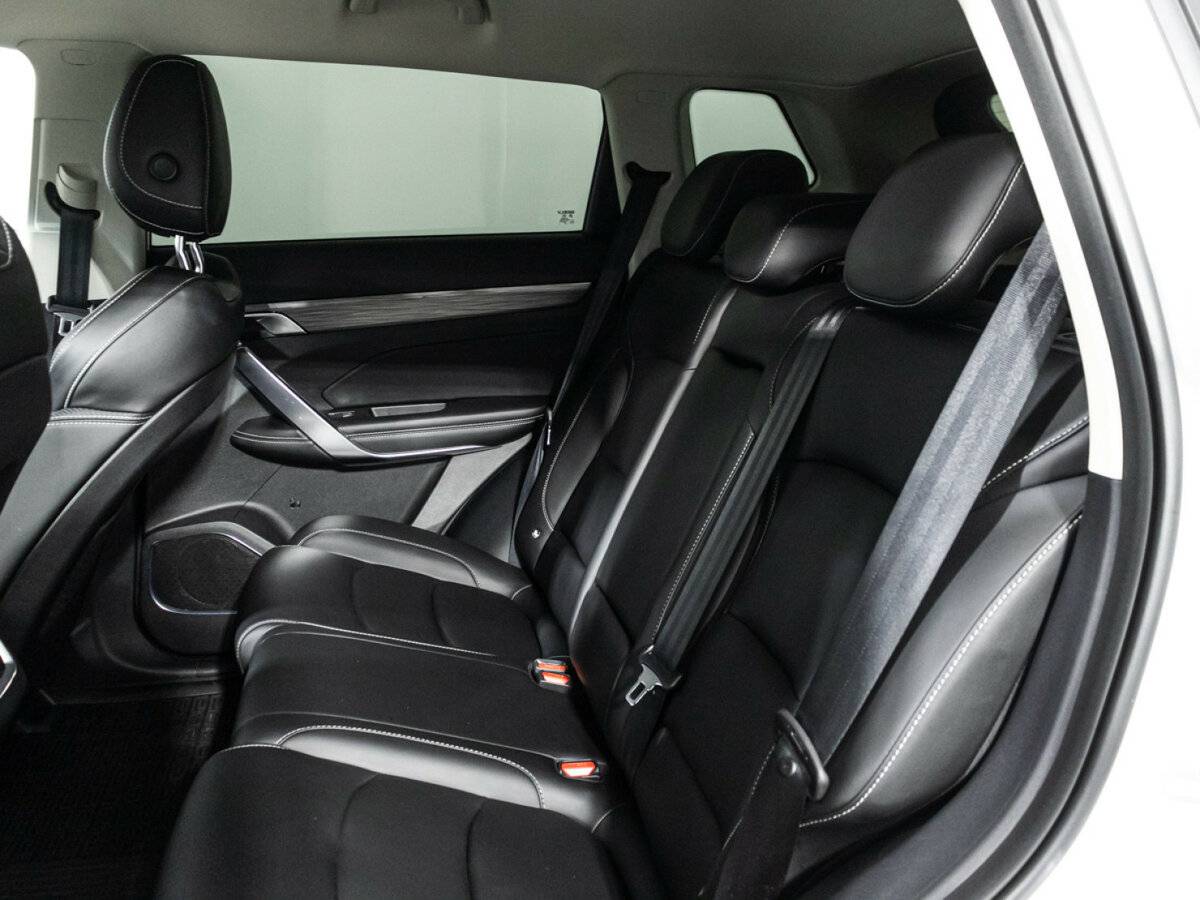 Купить Geely Atlas Pro с пробегом. Фото: #9