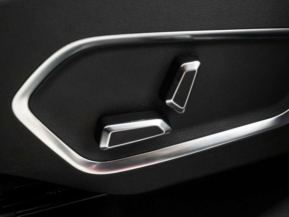 Купить Geely Atlas Pro с пробегом. Фото: #15