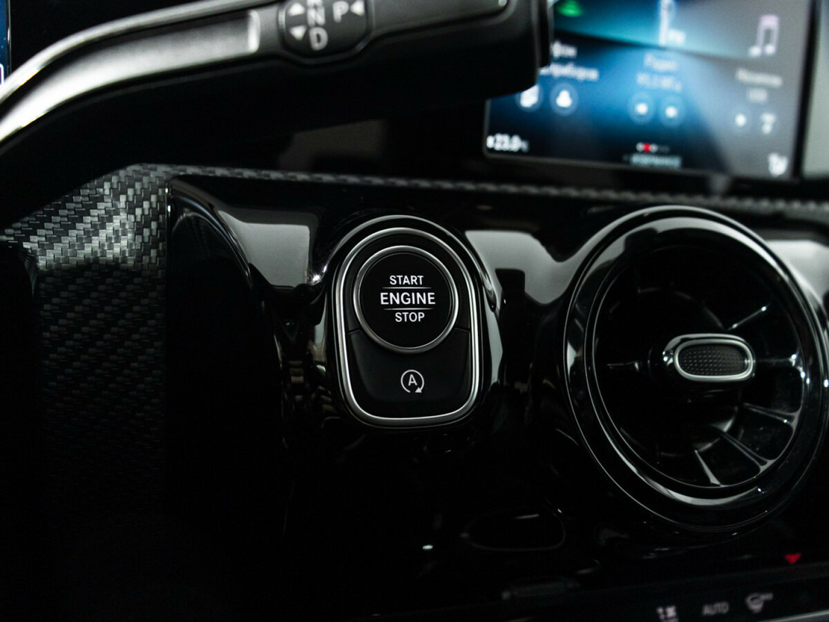 Купить Mercedes-Benz A-Класс с пробегом. Фото: #15