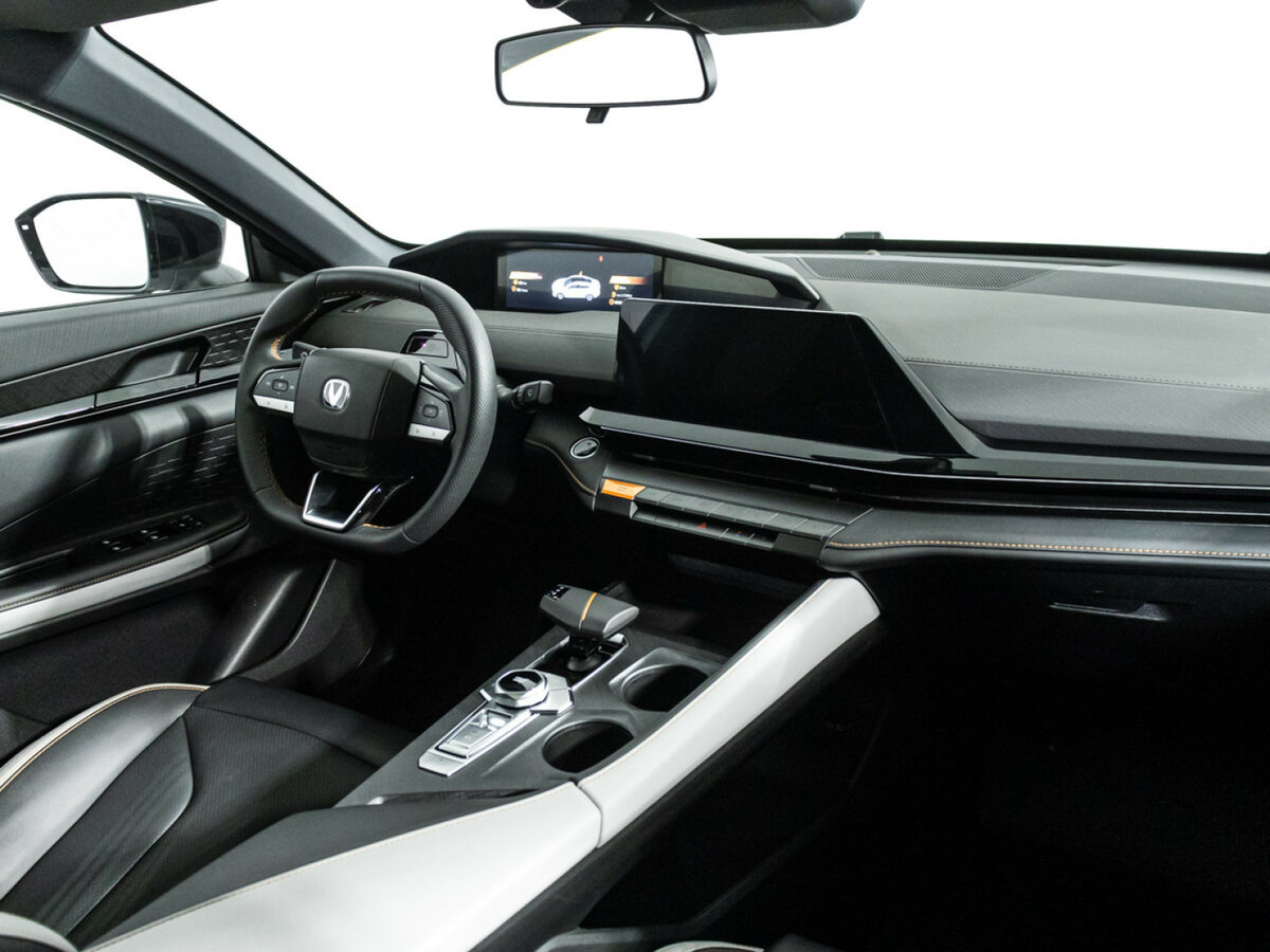 Купить Changan UNI-V с пробегом. Фото: #8