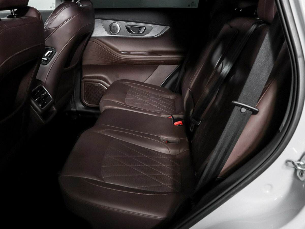 Купить Chery Tiggo 8 Pro Max с пробегом. Фото: #9