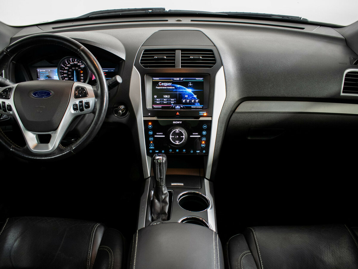 Купить Ford Explorer с пробегом. Фото: #13