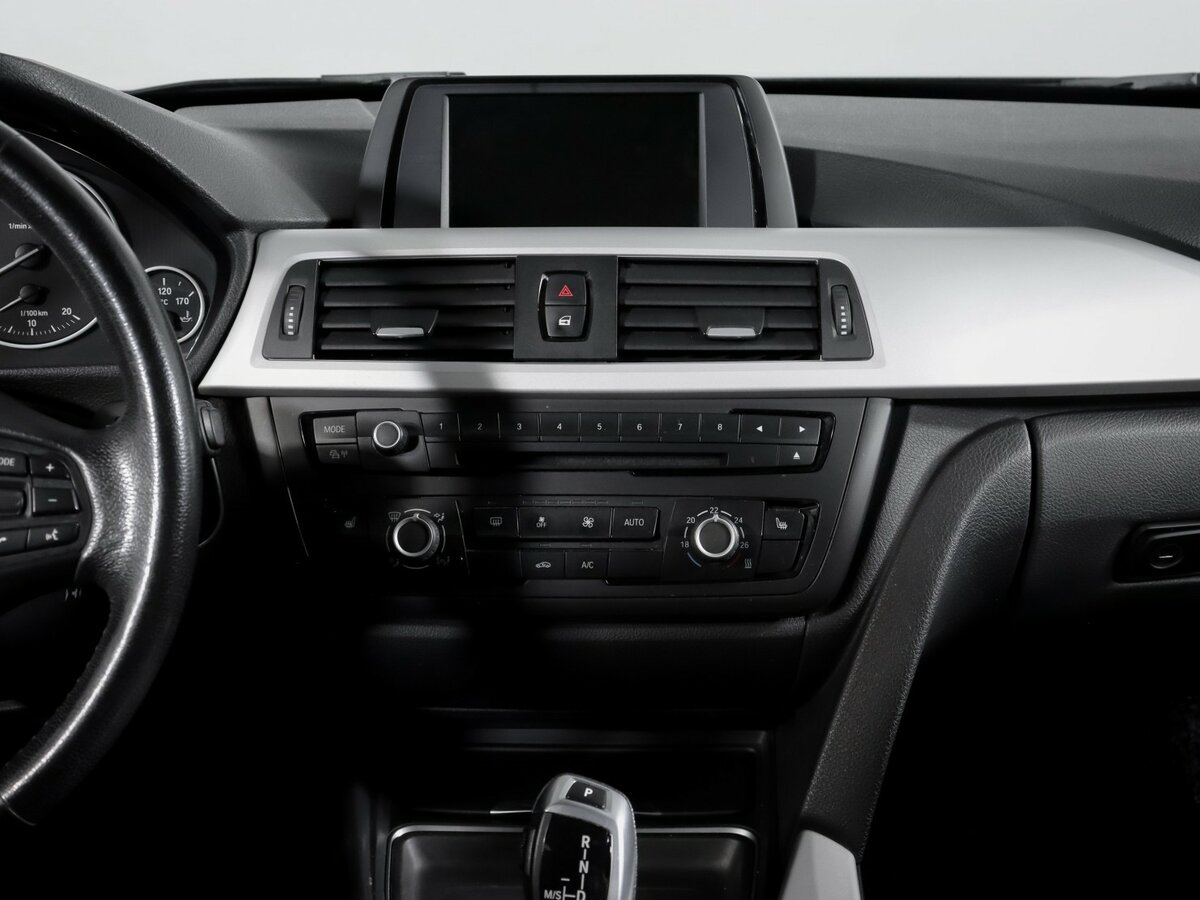 Купить BMW 3 серии с пробегом. Фото: #10