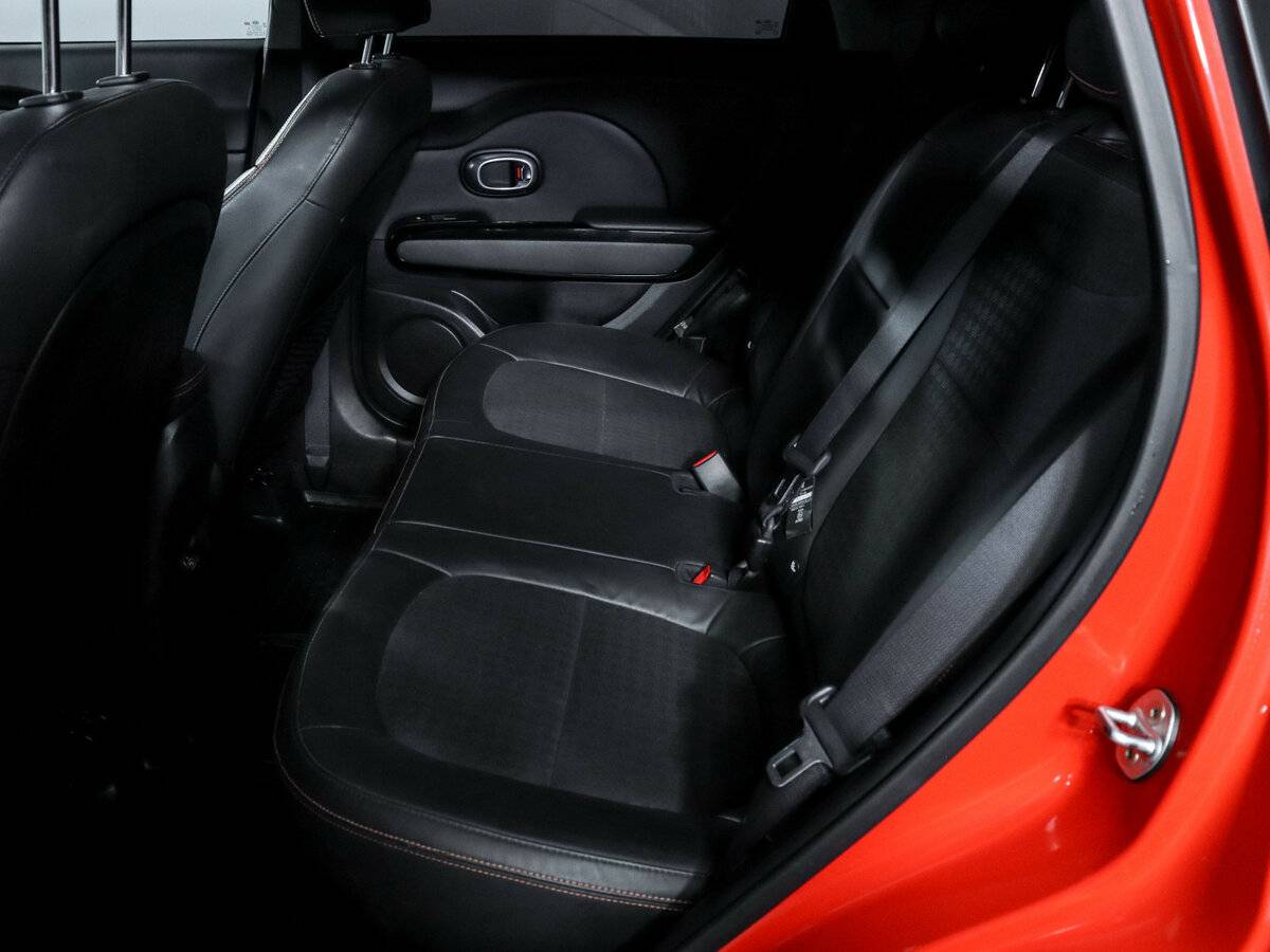 Купить Kia Soul с пробегом. Фото: #9
