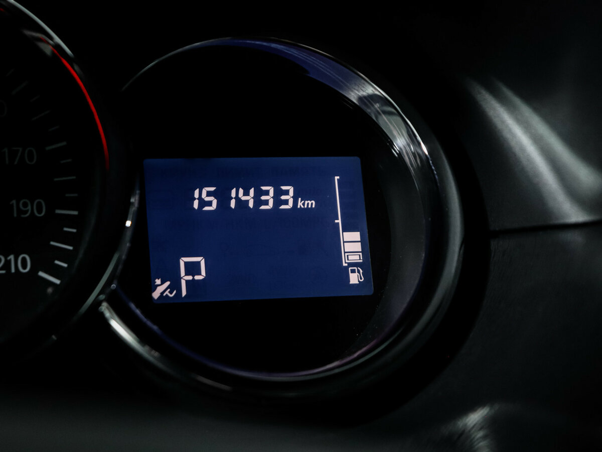 Купить Nissan Terrano с пробегом. Фото: #10