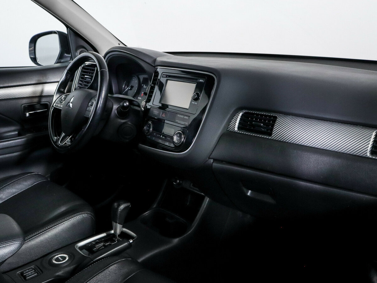 Купить Mitsubishi Outlander с пробегом. Фото: #8