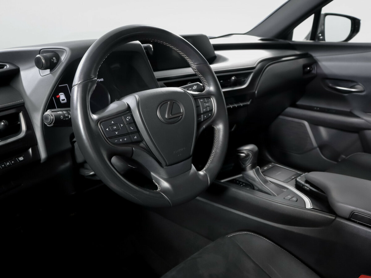 Купить Lexus UX с пробегом. Фото: #10