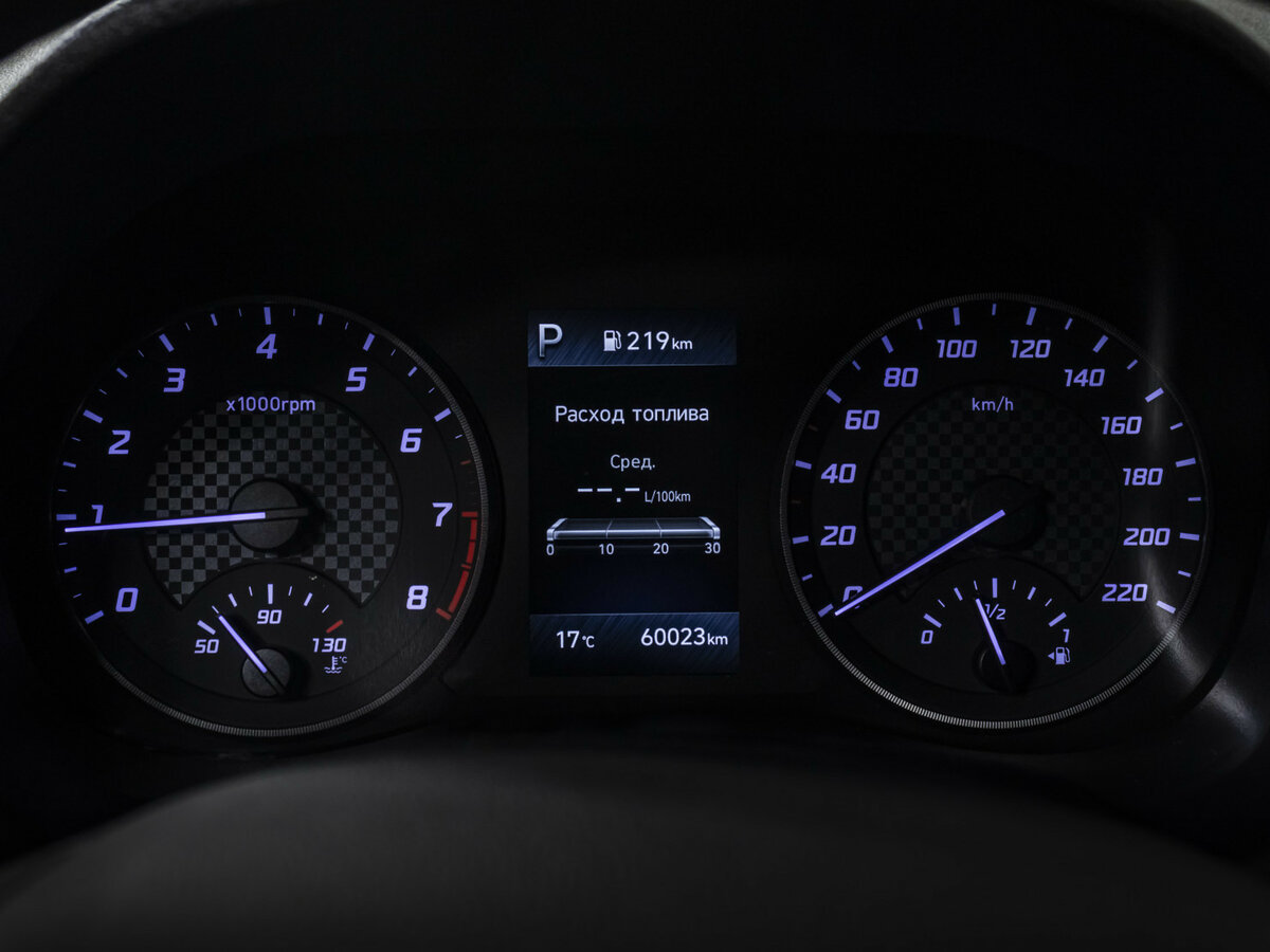 Купить Hyundai Solaris с пробегом. Фото: #11