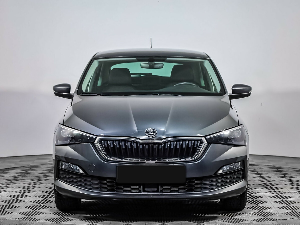 Купить Skoda Rapid с пробегом. Фото: #1