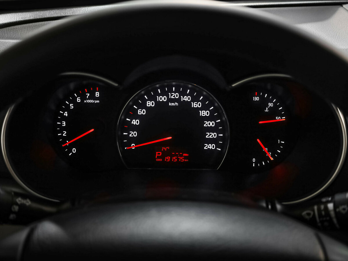 Купить Kia Sorento с пробегом. Фото: #11