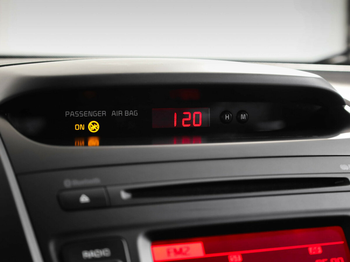 Купить Kia Sorento с пробегом. Фото: #15